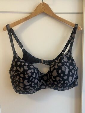 Sunsets 38D Underwire Leopard Print Bikini Top in Black and Gray
